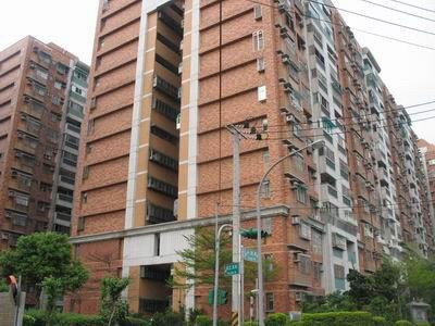 桃園中壢拍賣大樓-2