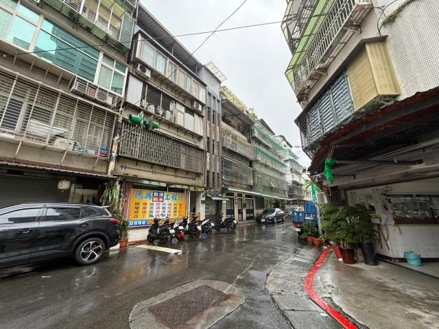 台北信義區公寓拍賣-0