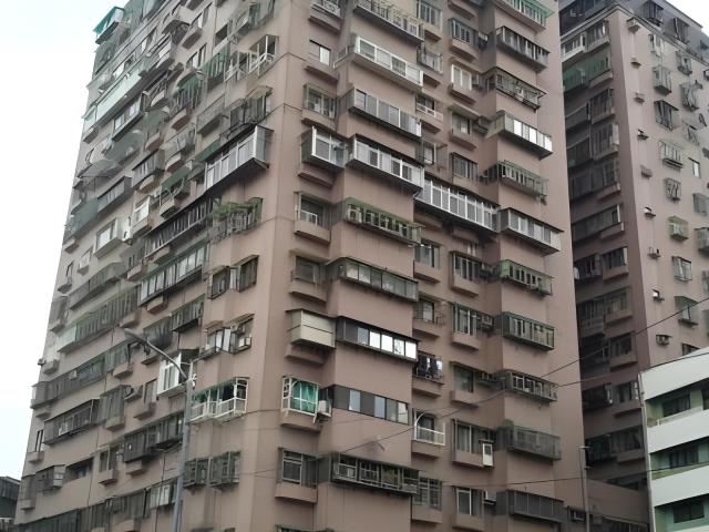 中和法拍大樓-1