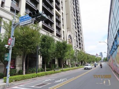 板橋拍賣大樓-2