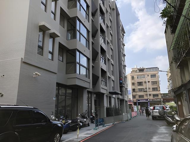 板橋拍賣大樓-3