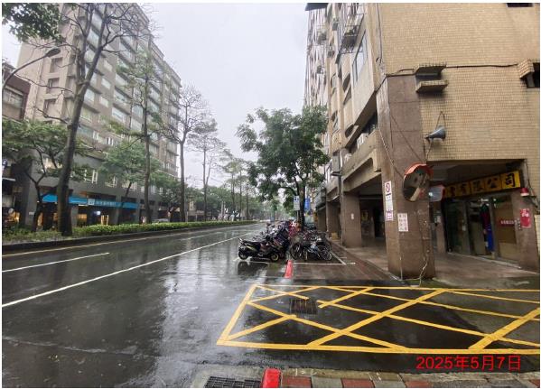 信義區法拍大樓-3