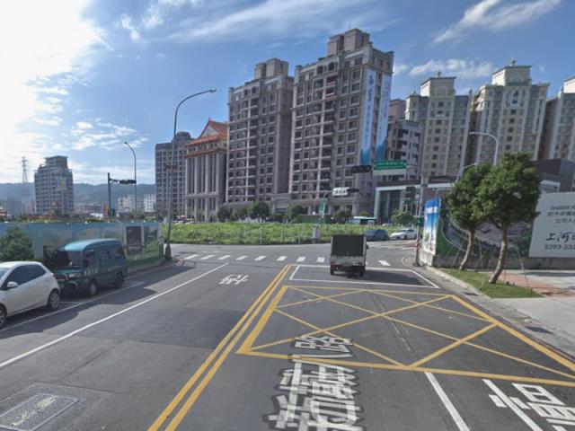 新北五股大樓法拍-2