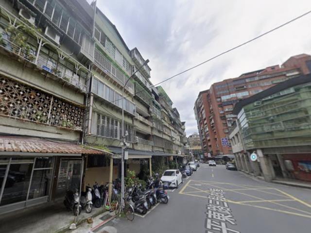 台北信義區公寓拍賣-1