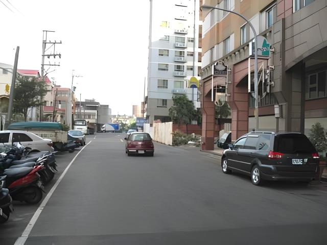 桃園中壢法拍大樓-3