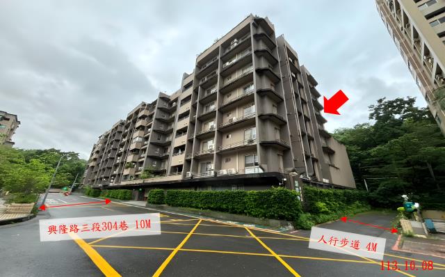 台北文山區法拍大樓-1